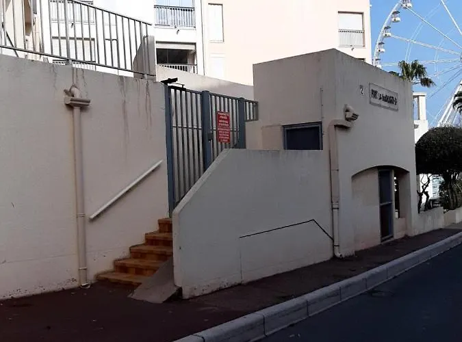 Le Rêve Port La Madrague Cap D Apartamento *